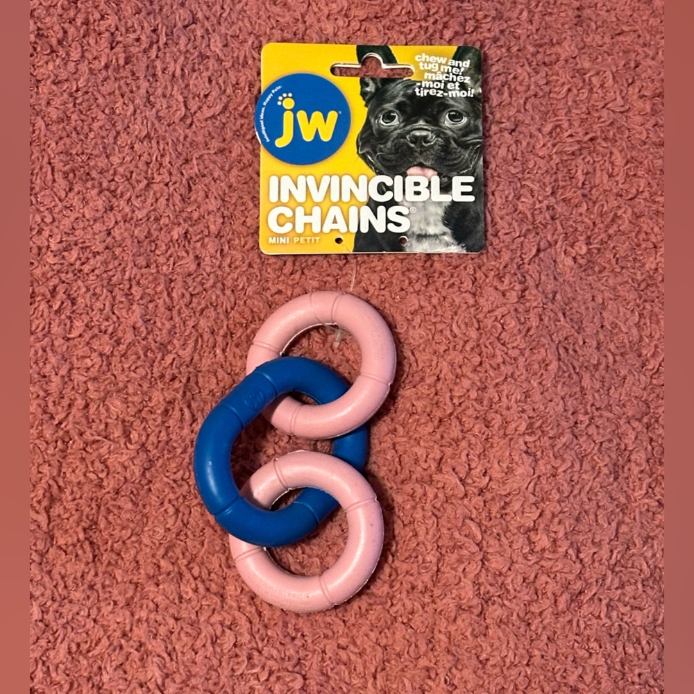 NWT - JW Invincible Chains Dog Toy